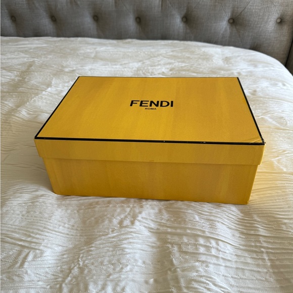 Fendi Shoe Box that you can use for decoration or social media content - Picture 2 of 7
